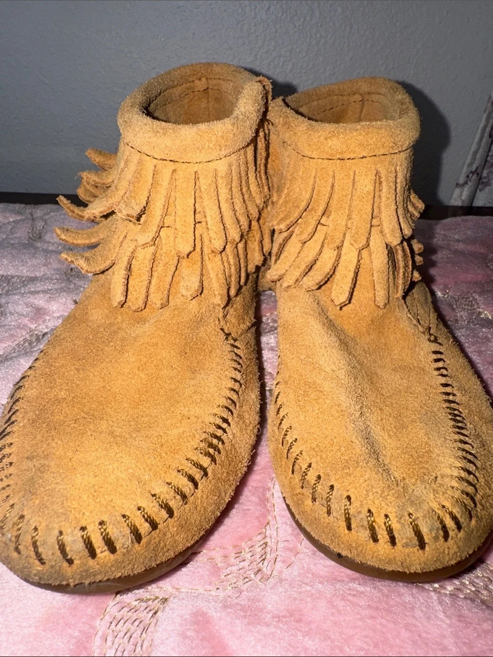 Minnetonka Kids Fringe Moccasin Boots - Tan